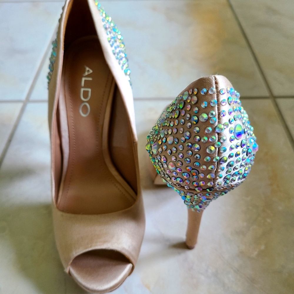 New Aldo sparkle heels - Picture 2 of 5